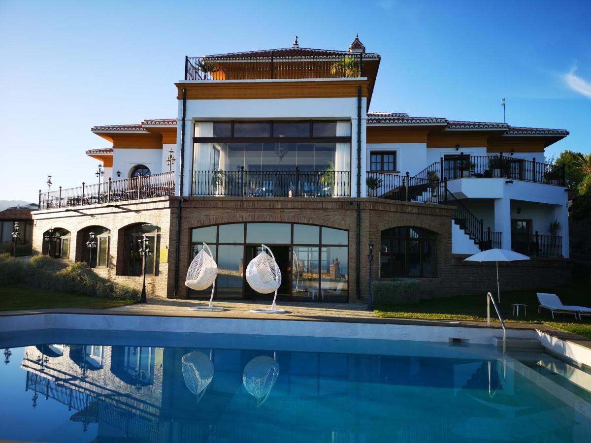 Hacienda Vistamar Bed & Breakfast Фригиляна Екстериор снимка